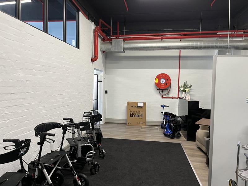 To Let Commercial Property for Rent in Paarden Eiland Western Cape